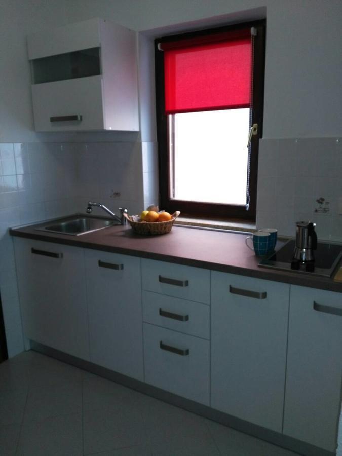 Apartment Bozac Ровин Екстериор снимка