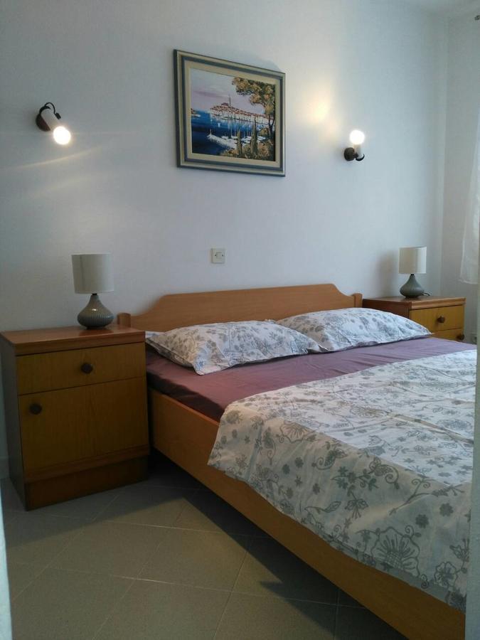 Apartment Bozac Ровин Екстериор снимка